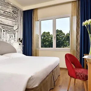 Hotel Fh55 Grand Mediterraneo, Florenz