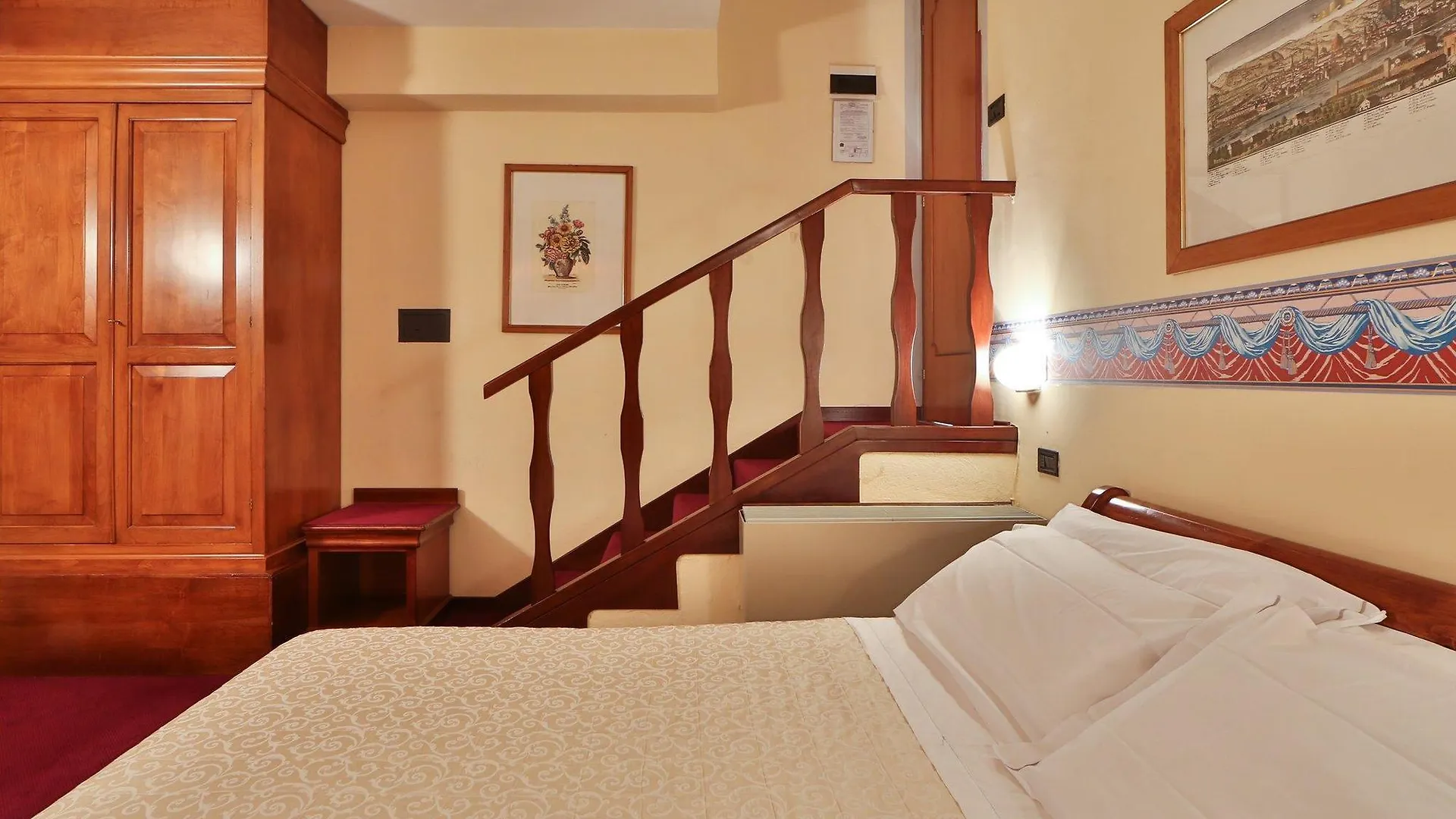 Ih Hotels Firenze Select 3*, Florence