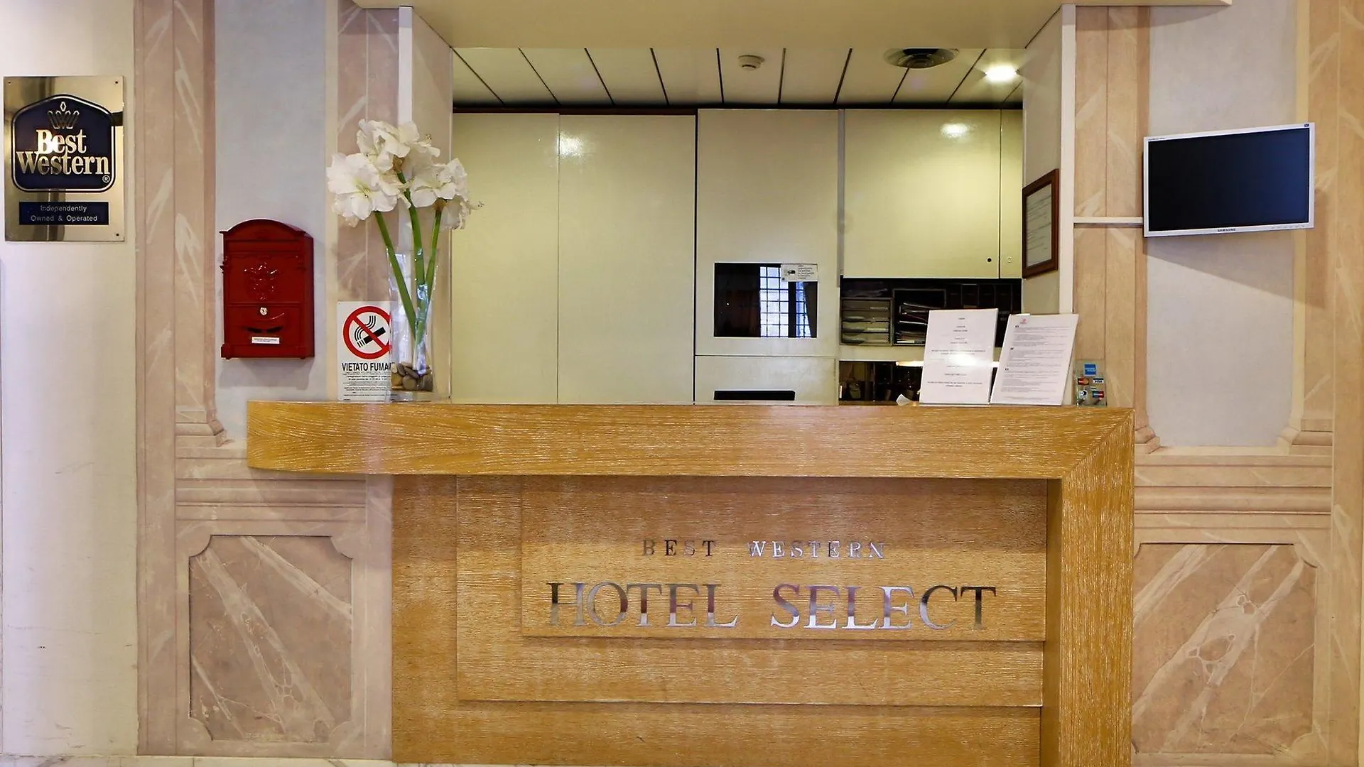 ***  Ih Hotels Firenze Select Italy